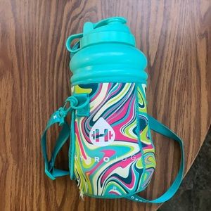 Mint hydojug and sleeve